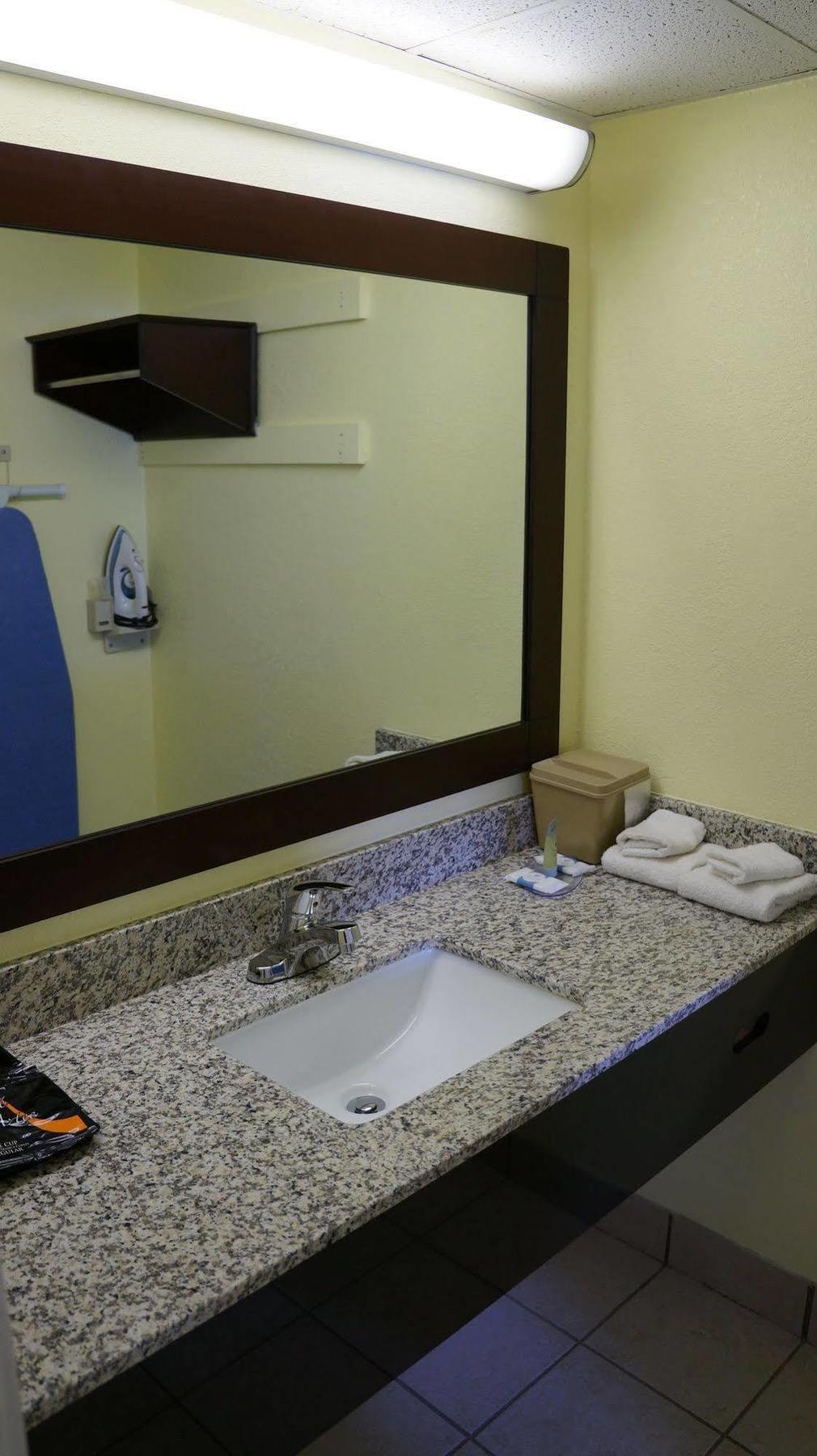 Regency Inn Pittsburg Ngoại thất bức ảnh